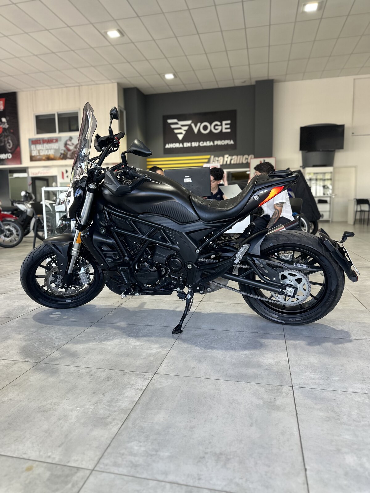 Benelli Cruiser 502
